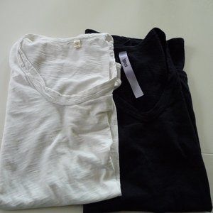 WILT TWO OVERSIZED  BLACK WHITE SHORT SLEEVE T-SHIRTS HIGH LOW HEMLINE SIZE XS,S